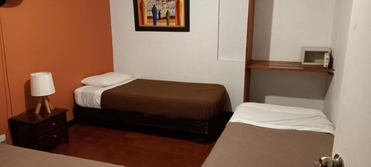 Hostel Casa Kiwi Medellin