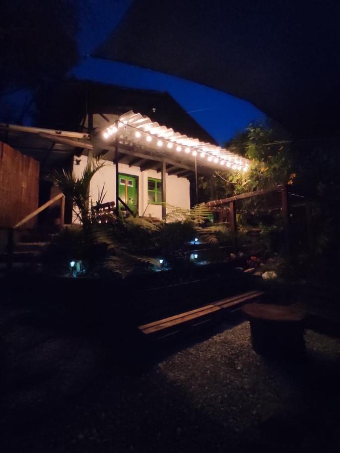 Holiday home Cabana Con Jacuzzi Jardin Esmeralda