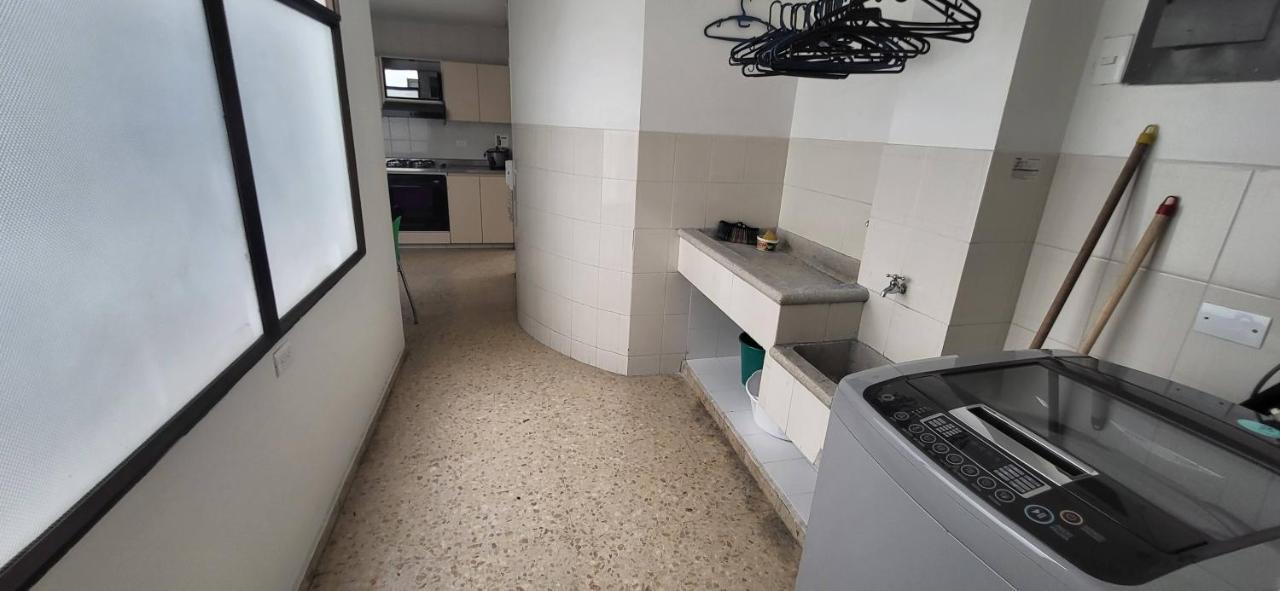 1023 Colores - Parqueadero - Zona Wifi - Coworking - área Exclusiva De La Ciudad Medellín