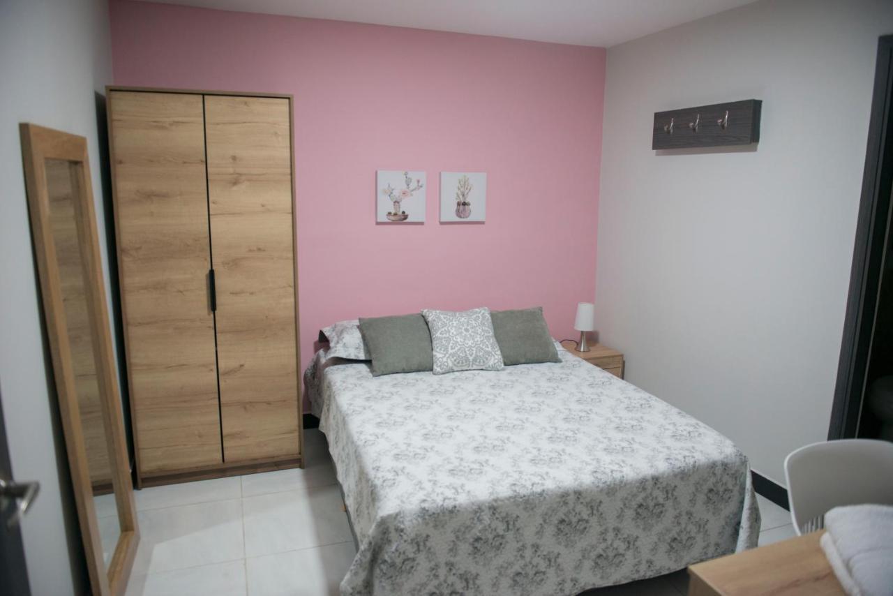 Casa Tangara Cafe Y Guest house Medellin
