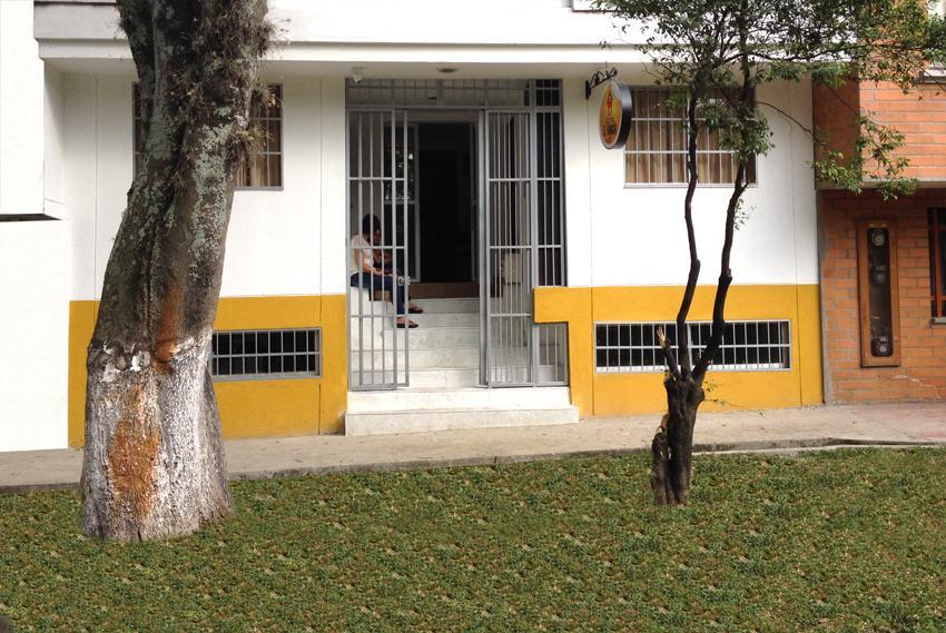Hostel Hostal El Hangar 65 *