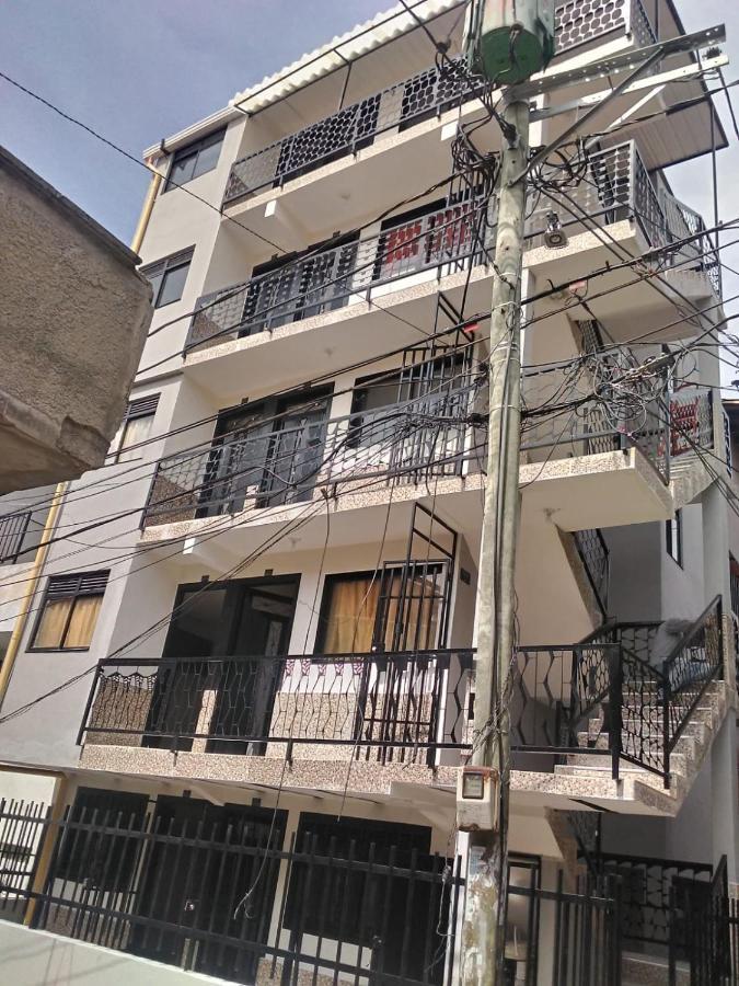 Apartment Aparta Estudios Michelle En Robledo A 20 Minutos Del Centro Al Lado De La Universidad Esumer, Imprescindible El Pago De La Primer Noche Medellin