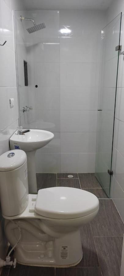 23 Comodo Con Balcon En Laureles Estadio 2 Hab 2 Banos * Medellin