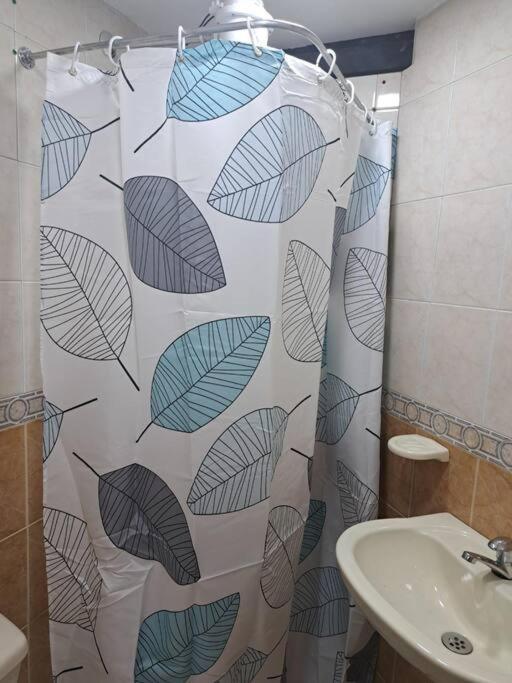 Hermoso Condominio En Medellin, Laureles Apartment