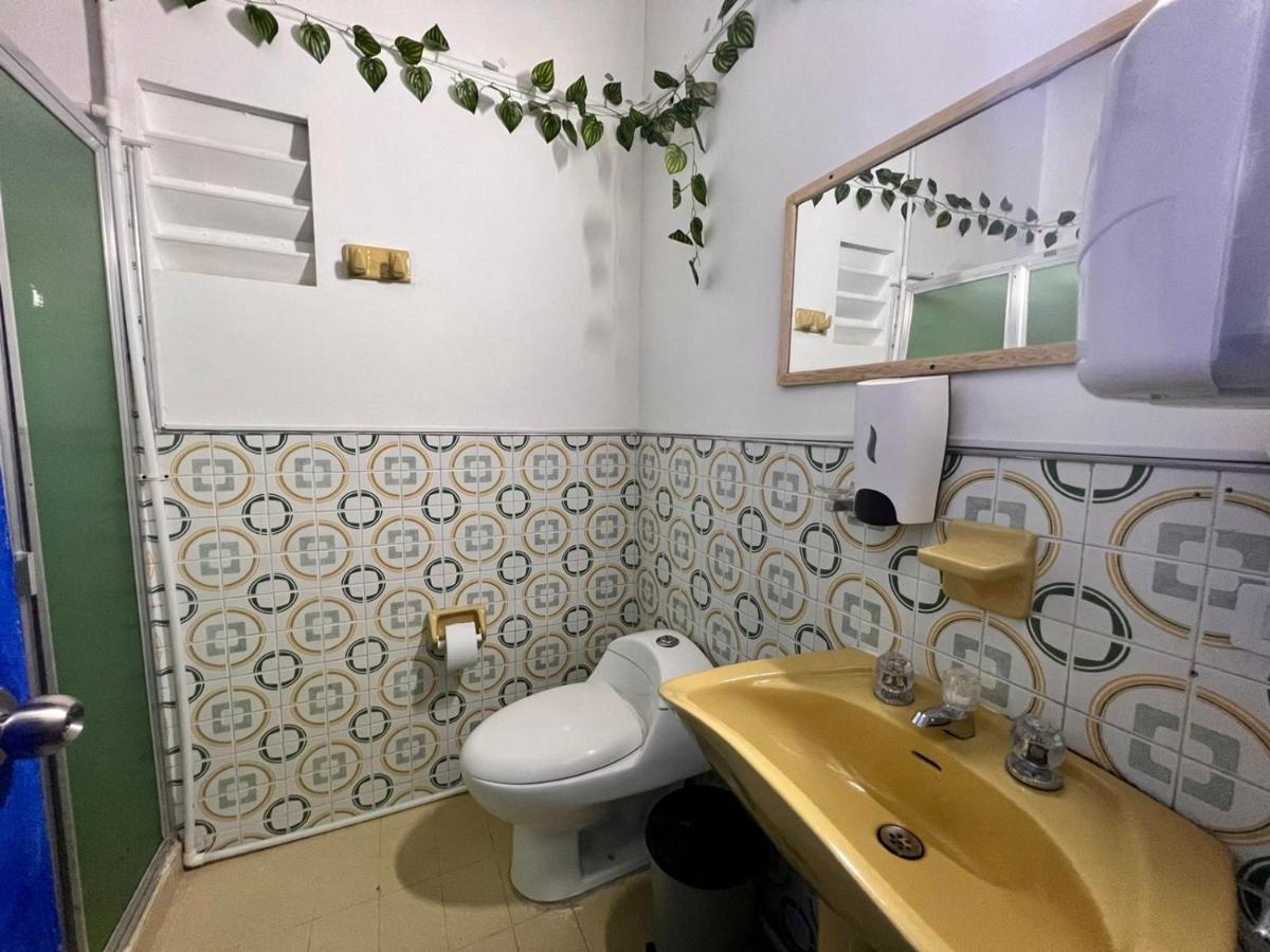 Pensión Casa Guadalupe Laureles *