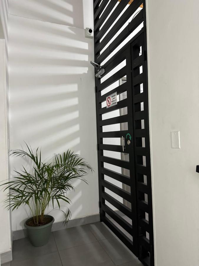 Aparta Estudio Amoblado 2 Medellin, San Joaquin Apartment *