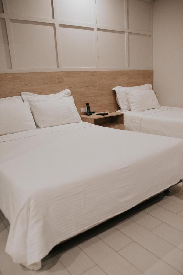 Dix 4* Medellin