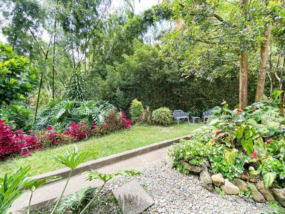 Mansion Br Piscina, Jacuzzi, 6 Min De Provenza *
