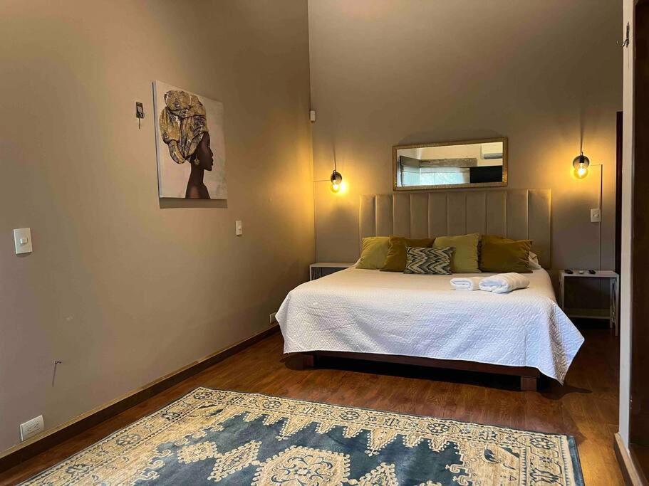 Mansion Br Piscina, Jacuzzi, 6 Min De Provenza * Medellin