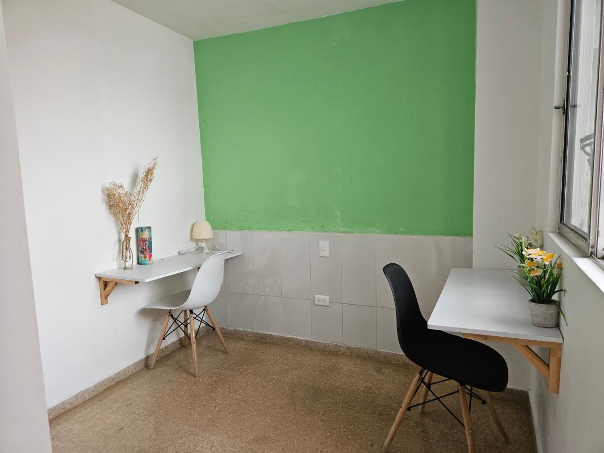 Apartment Beautiful Three-bedroom With Garden In El Poblado