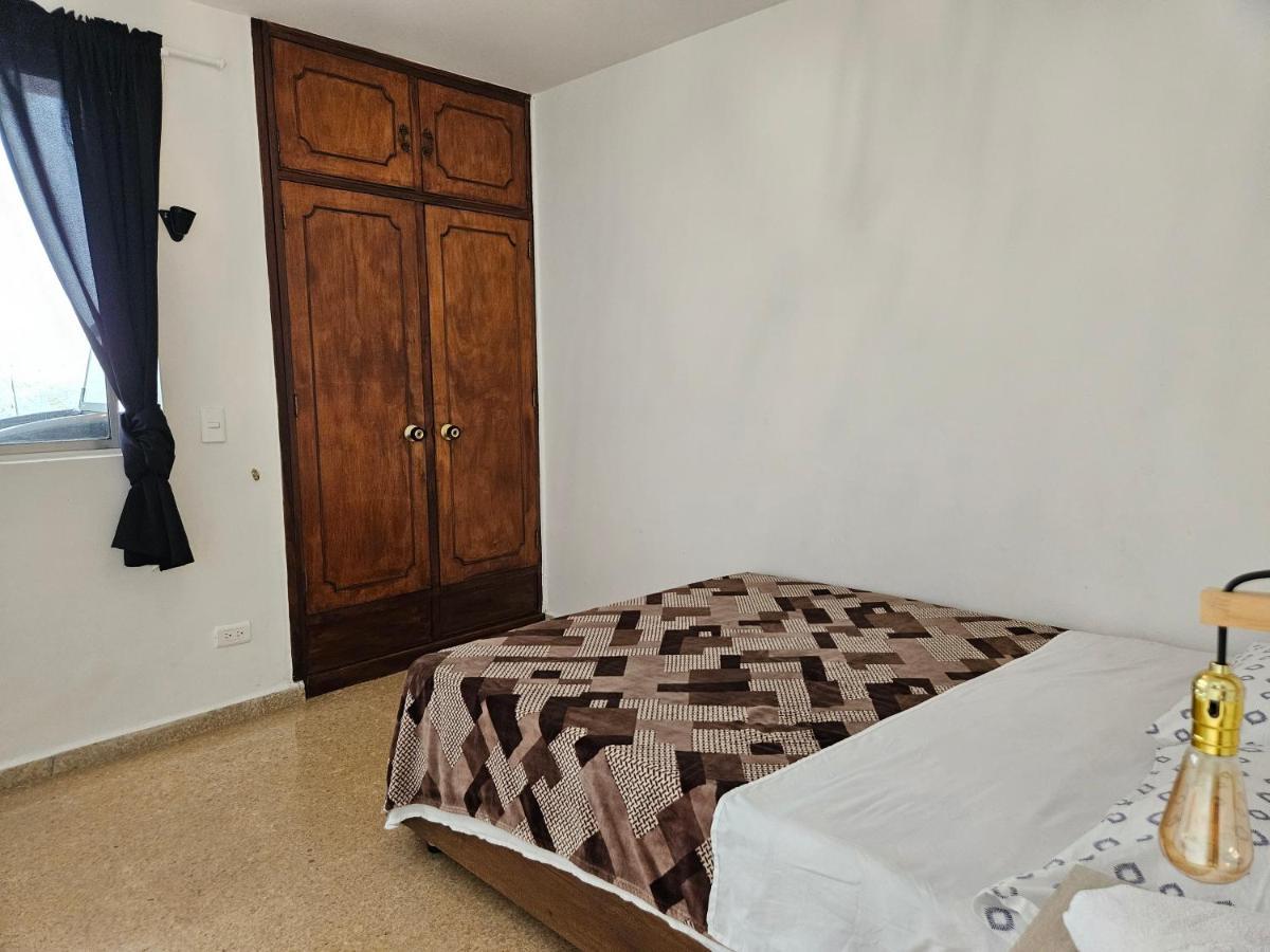 Beautiful Three-bedroom With Garden In El Poblado Apartment