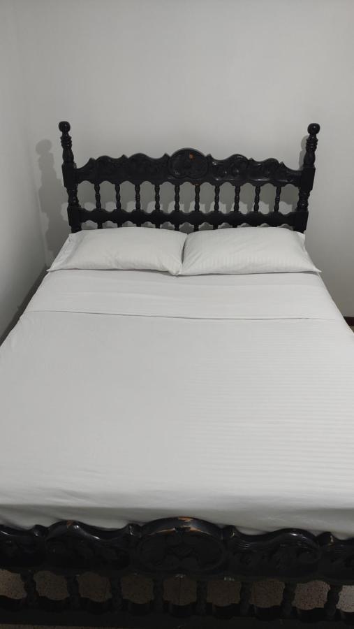 Habitacion, Con Bano Privado #7 * Medellin