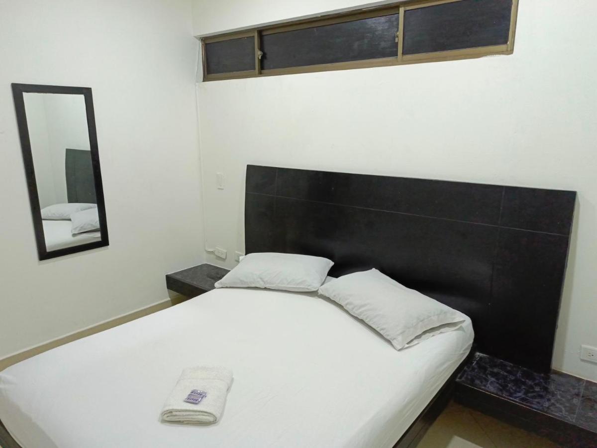 Universo Plaza Hotel *