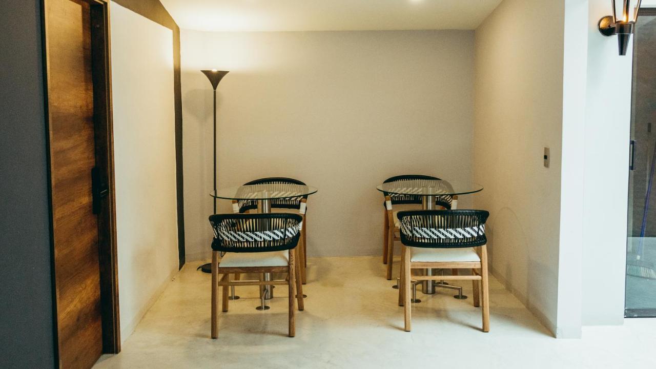 Hotel I Believe- All Manila-poblado Medellin