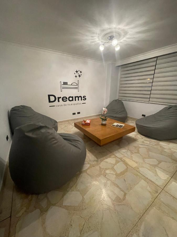 Habitacion Privada Y Comoda -laureles 5 Hospedagem domiciliar Medellín