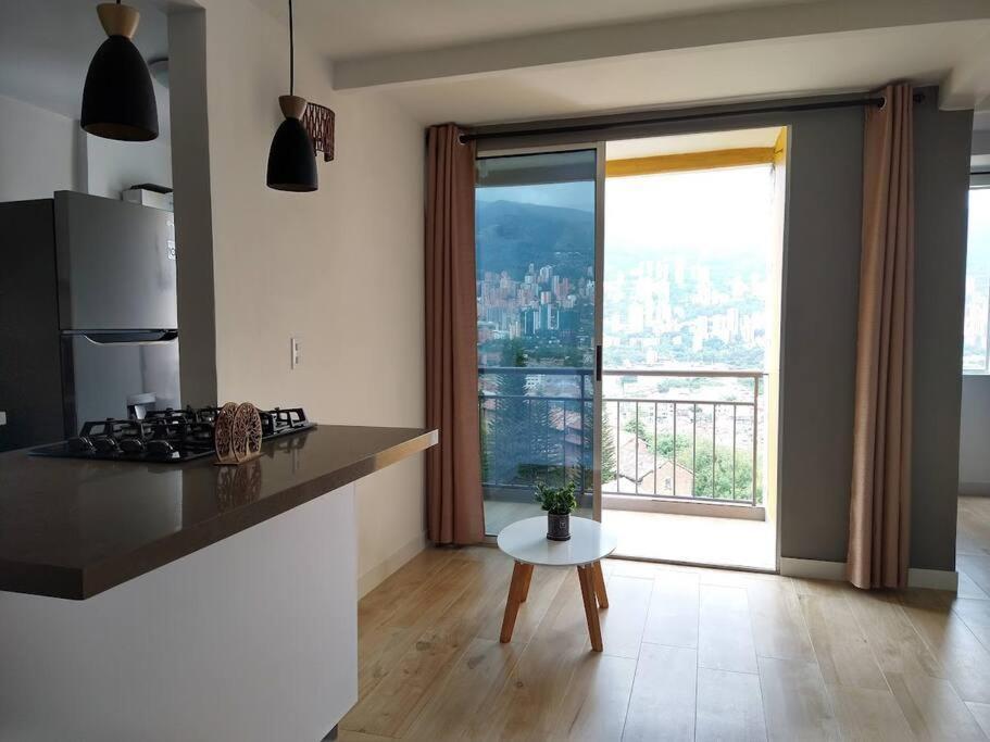 Amoblado Completo -vista Espectacular Apartment *