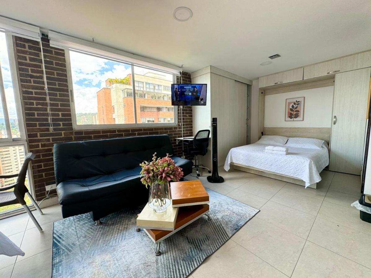 Apto Familiar In Poblado Apartamento Medellín