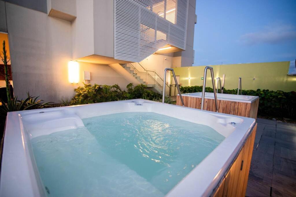 Beachfront Luxury In Bocagrande Medellin