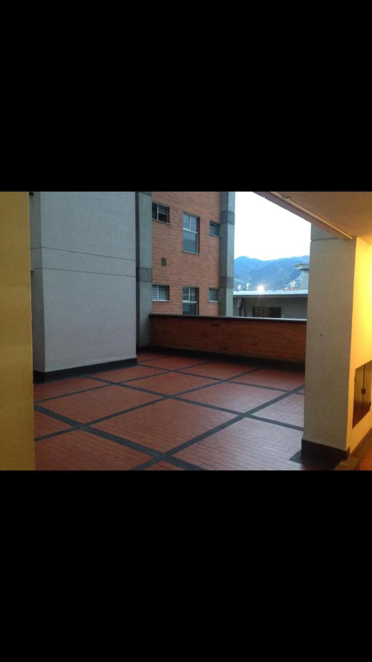 Apartment Familiar De 2 Alcobas Con Parquedero Estadio Laurles Plaza Mayor Medellin