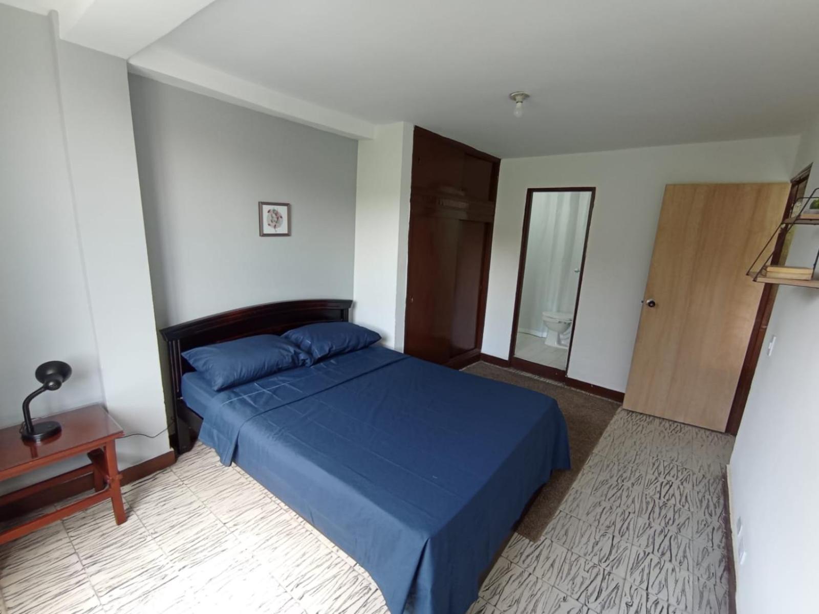 Con Bano Privado Coliving Central Cerca A Plaza Mayor Cerro Nutibara Unicentro * Medellin