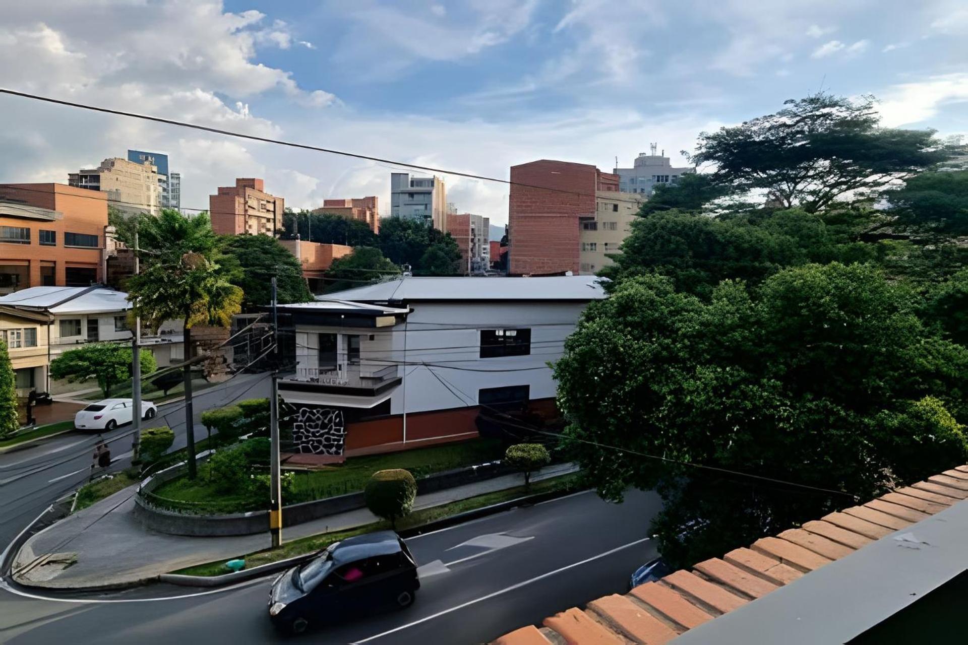Ed Santo Tomas Laureles Apartment *