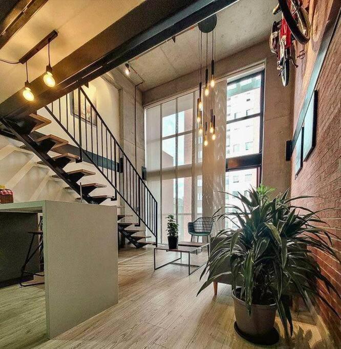 Moderno Loft Duplex En * Medellin