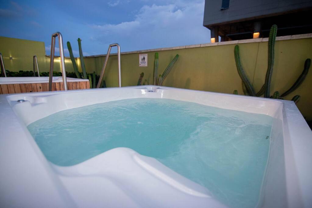 Beachfront Luxury In Bocagrande Medellin