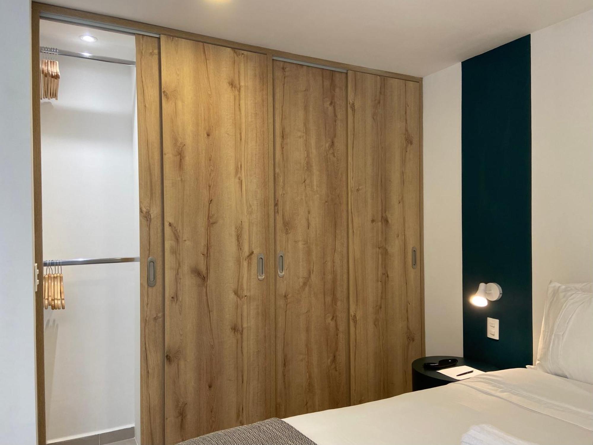 Aparthotel Ebano By Wynwood House Medellin