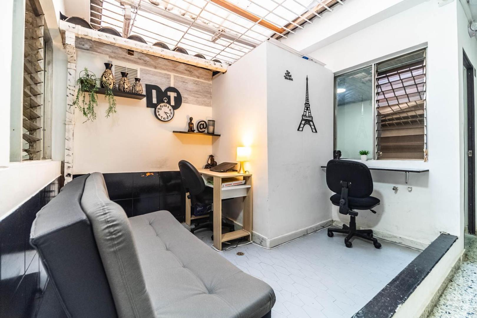 Edificio Santamarta Guest house