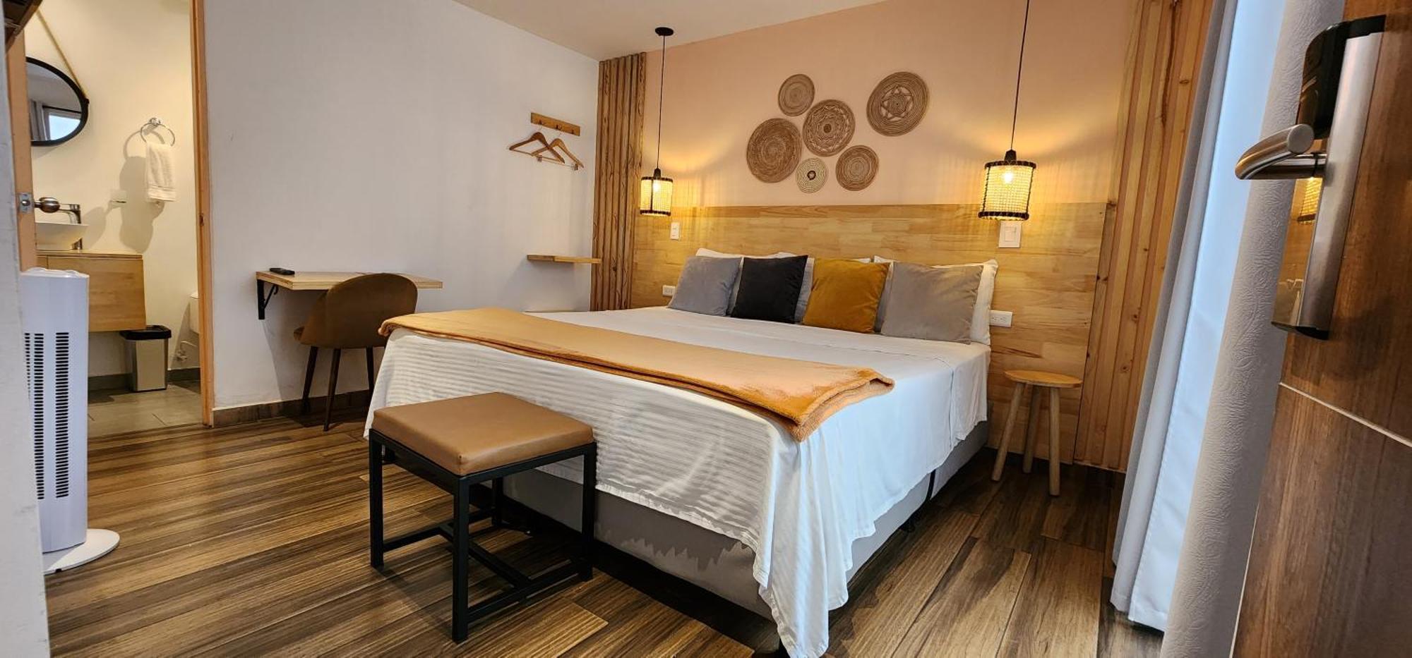 La Martina Boutique 3* Medellin