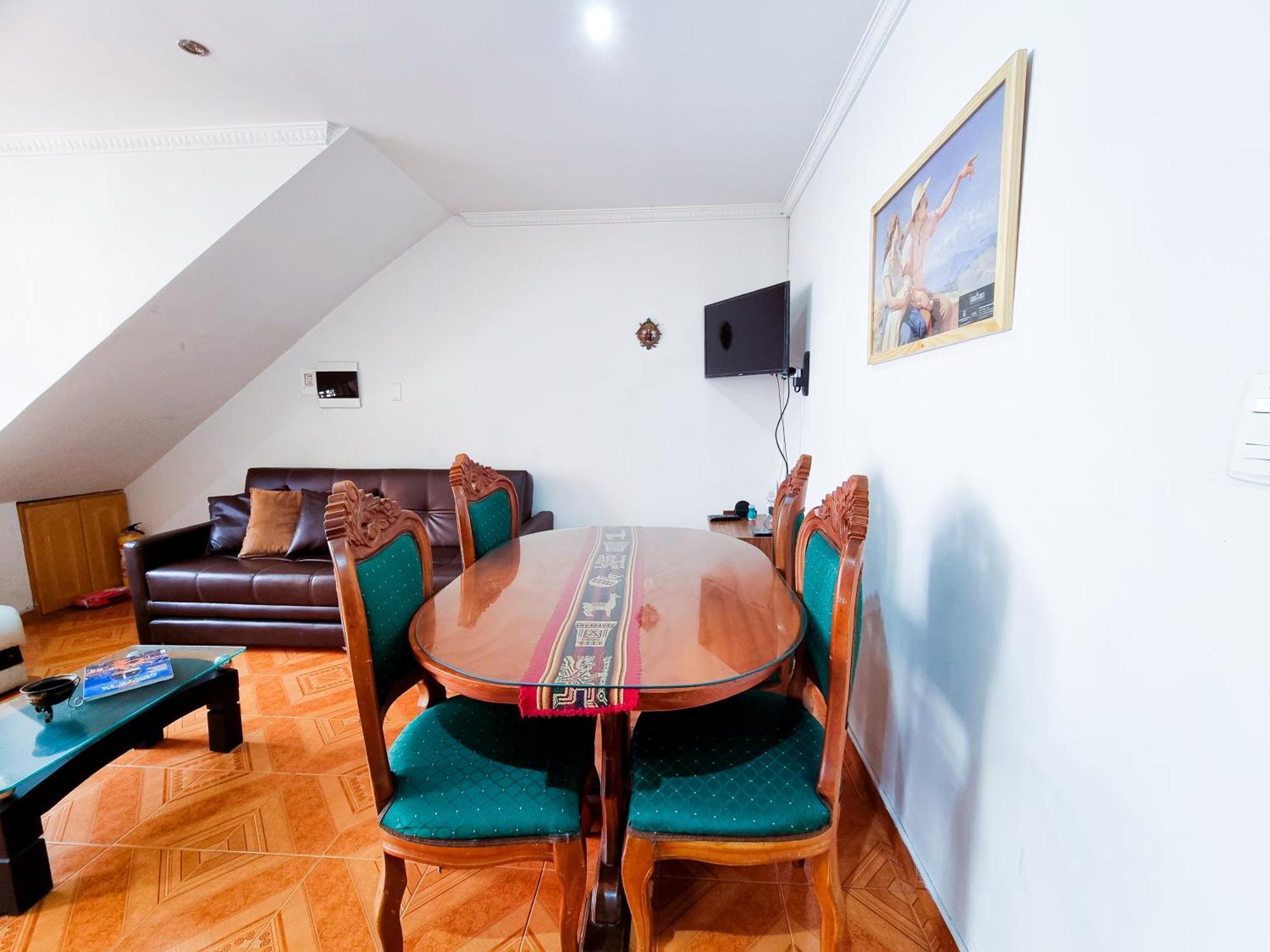 Casa Con Parking Privado - Cerca De La Estacion Floresta