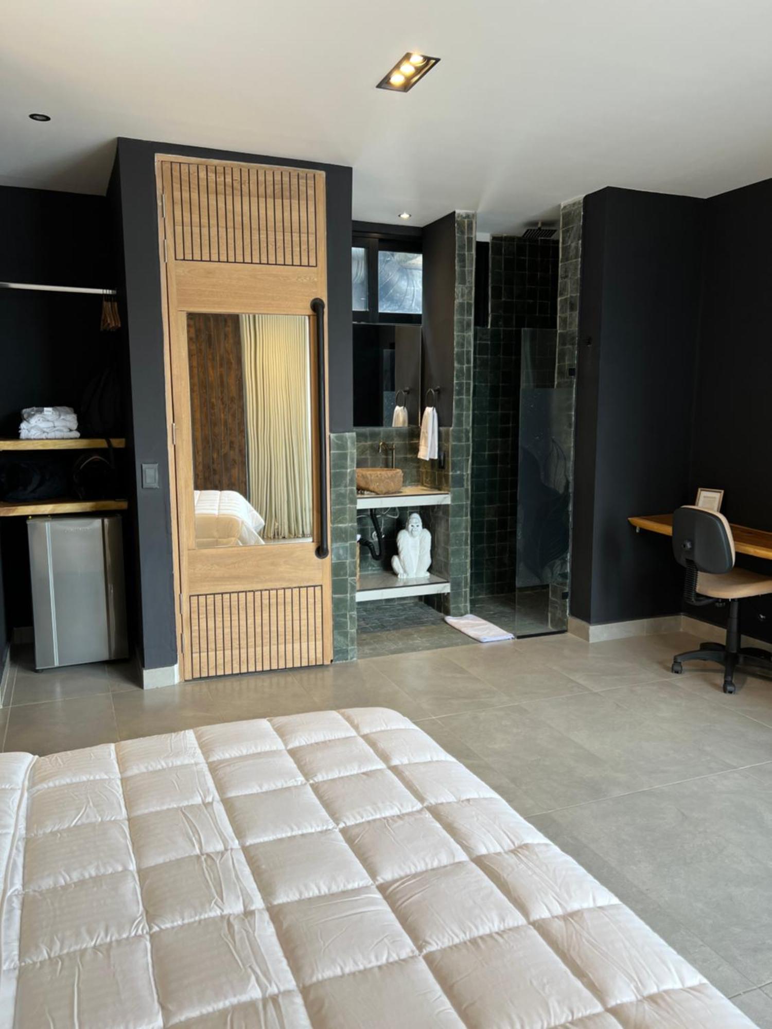 Zelva Negra Hotel Medellin