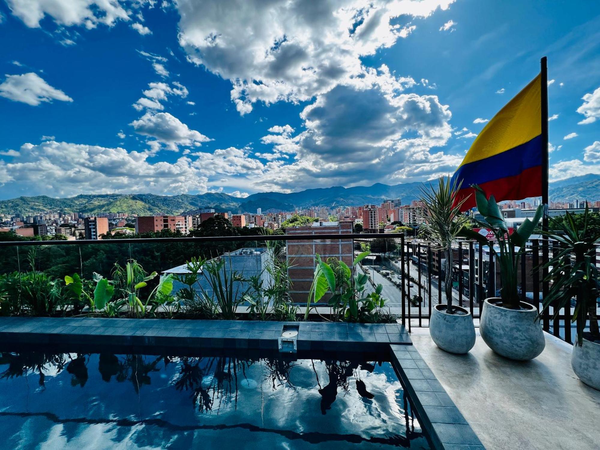Patios Cool Living * Medellin