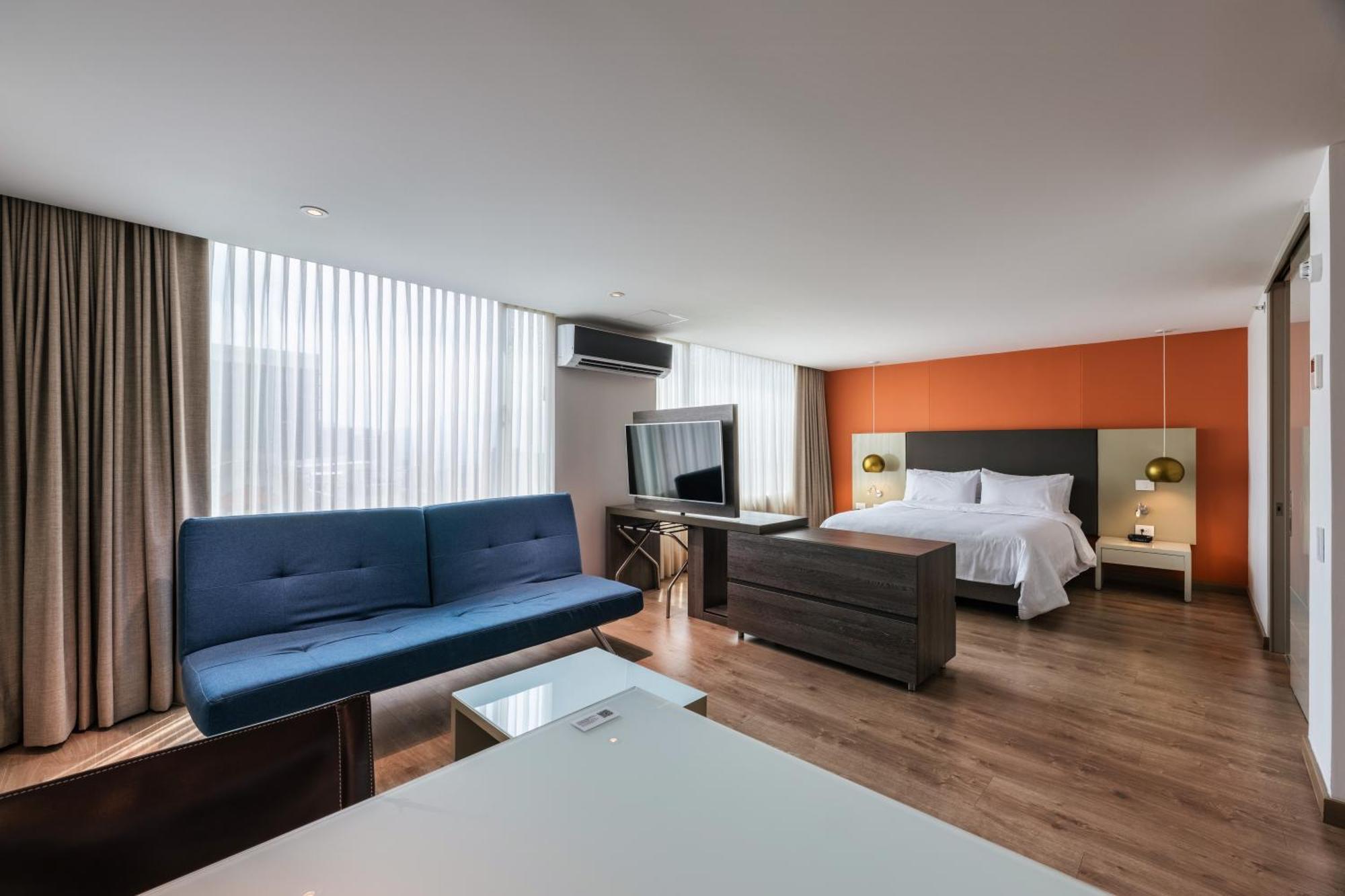 Express & By Ihg 4* Medellin