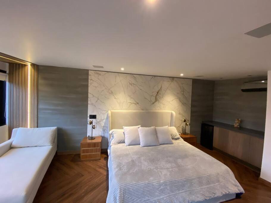 Penthouse Luxurytravelhome Poblado Apartment *