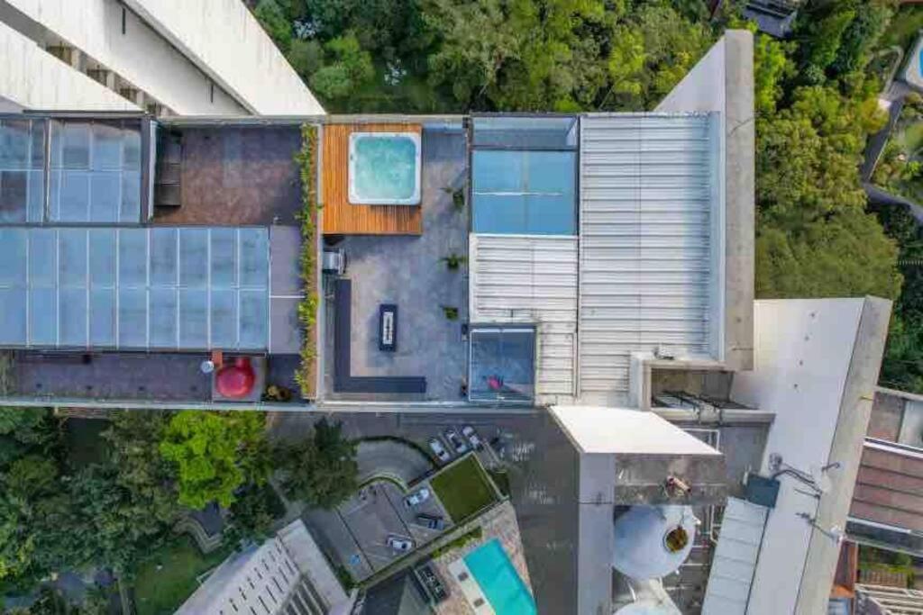 Penthouse Luxurytravelhome Poblado Apartment