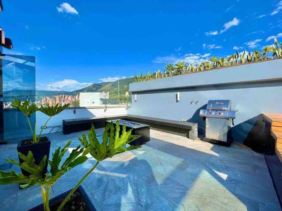 Penthouse Luxurytravelhome Poblado Apartment Medellin