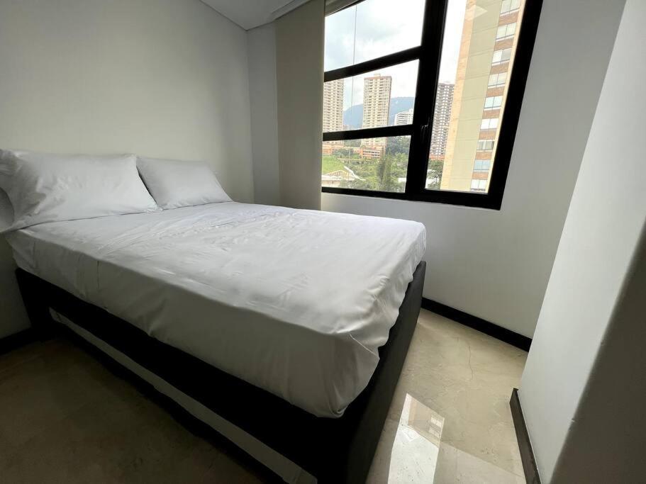Apartment 501 Luxury In Heart Of El Poblado Medellin