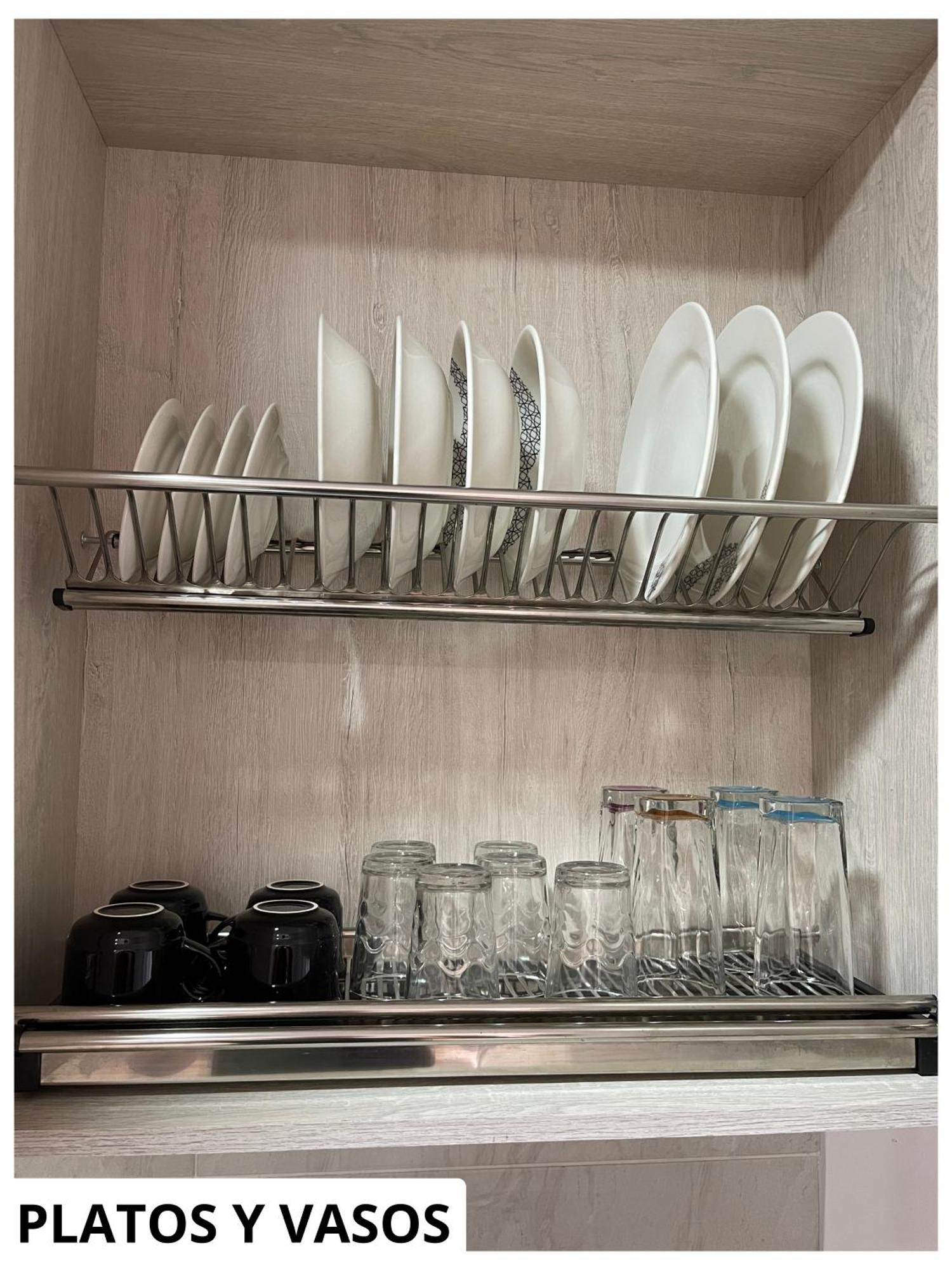 Apartamento En Laureles-medellin Cerca A La 70 Amoblado 402 Apartment