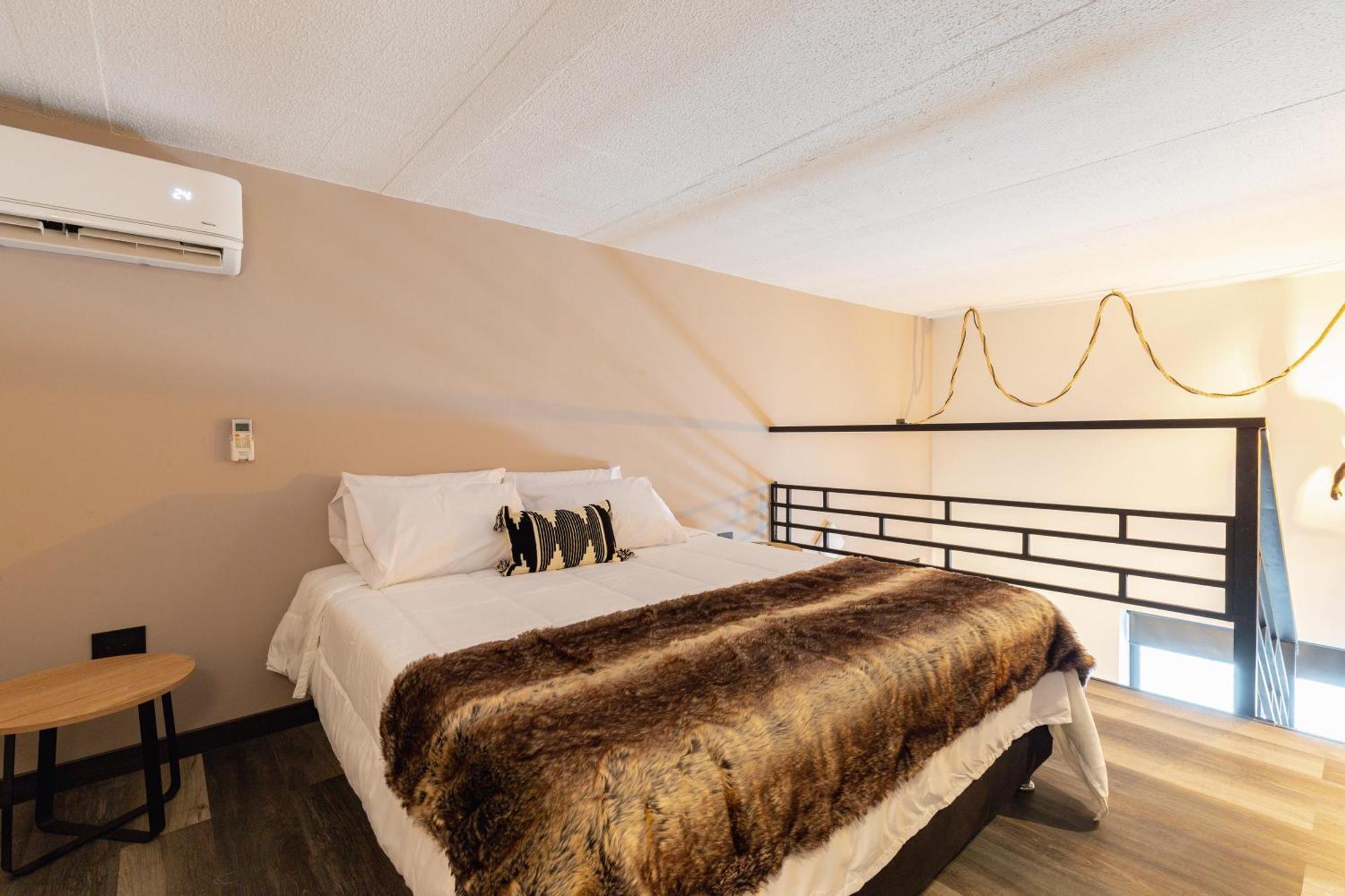 Loft Con Encanto En Laureles * Medellin