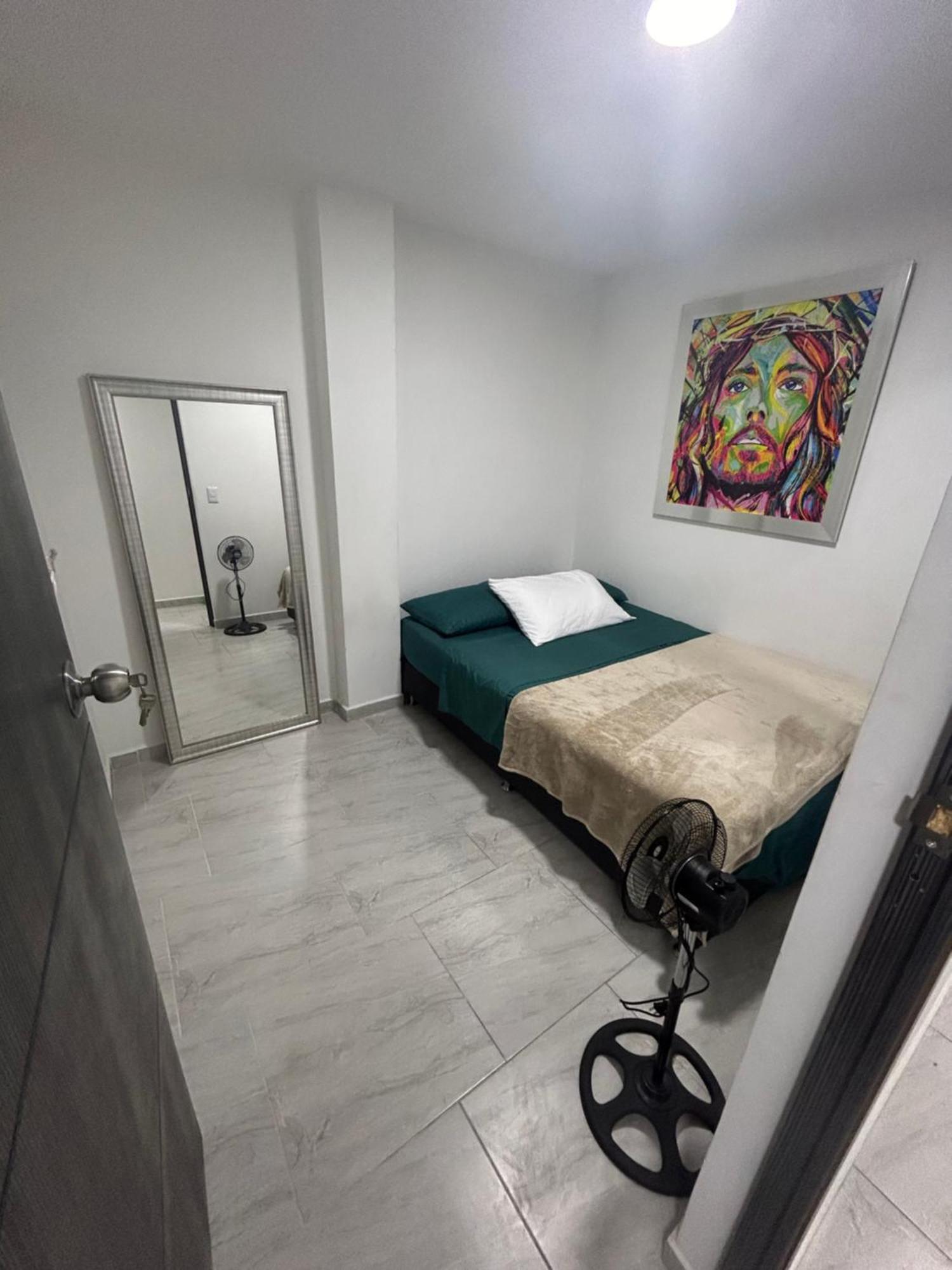 Apartment En Zona Centrica Campo Valdes