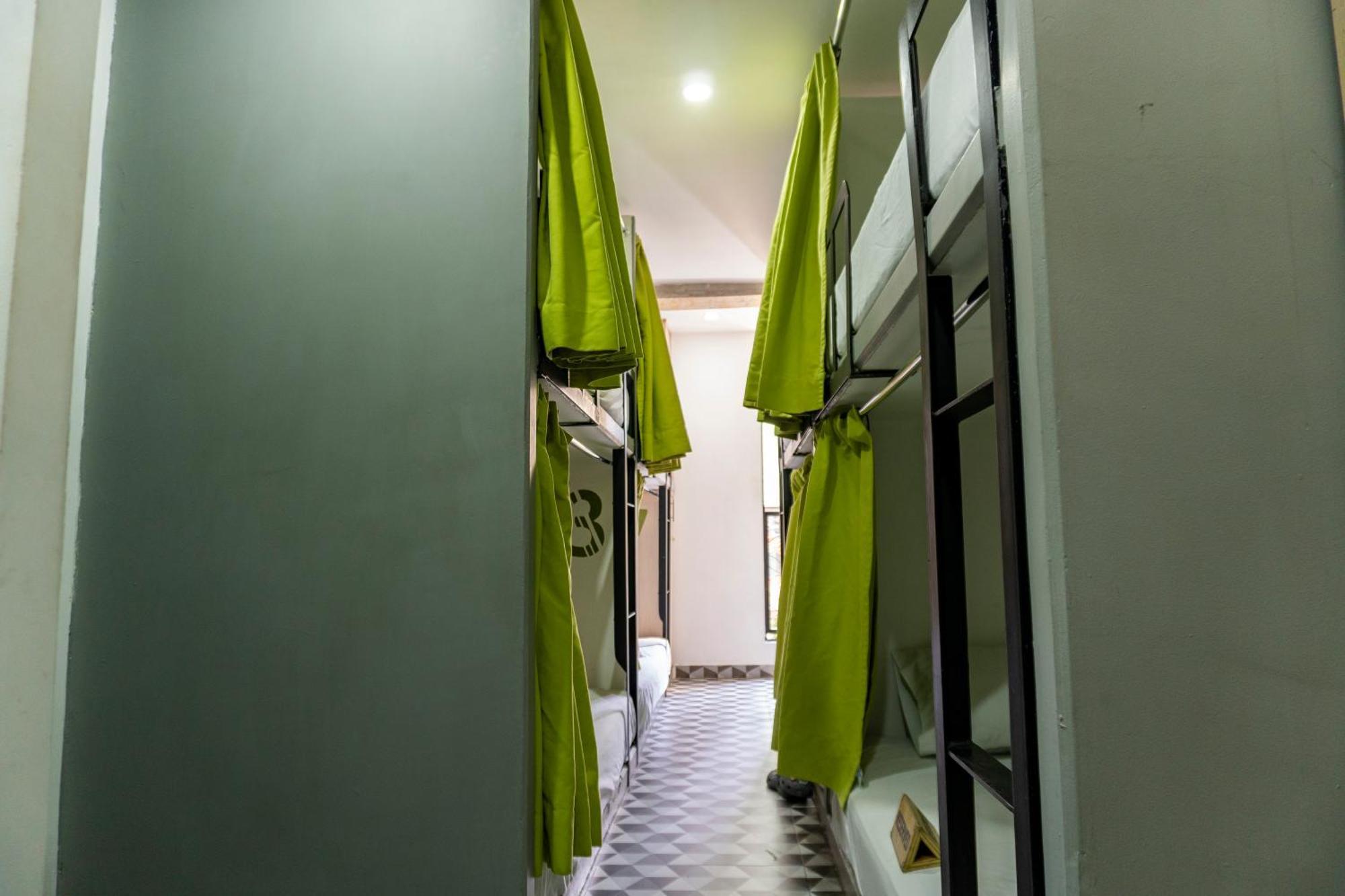 Patios Hostel *