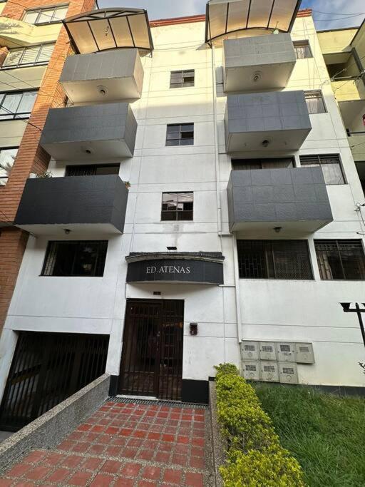Apartamento 302 Edificio Atenas Apartment Medellin