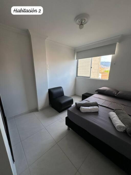 Apartamento 302 Edificio Atenas * Medellin