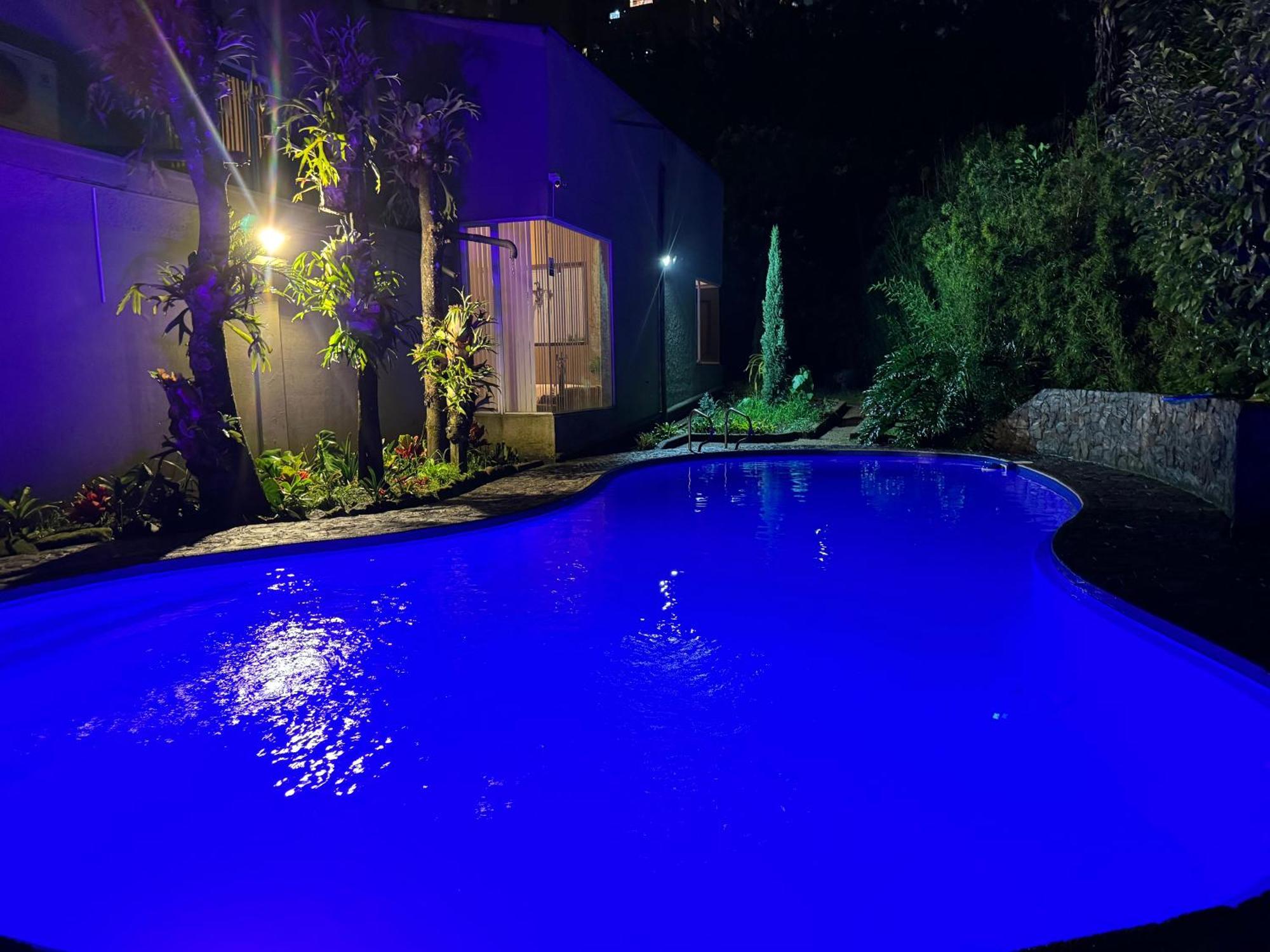 Villa Mansion Br Piscina, Jacuzzi, 6 Min De Provenza Medellin
