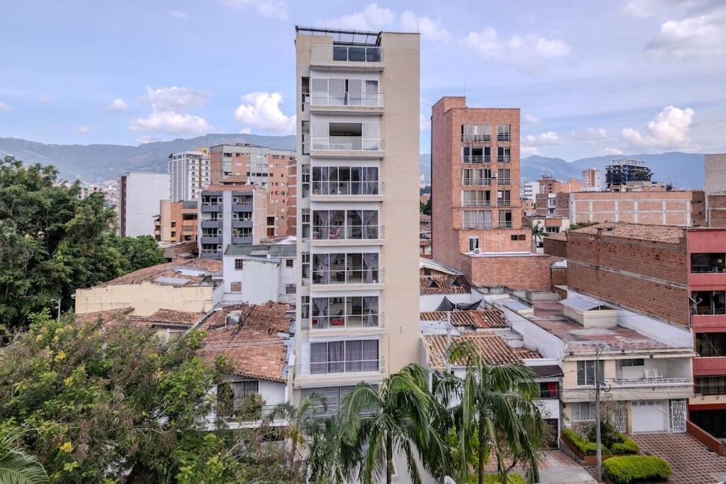 Apartment Lindo En Laureles Con Piscina 501