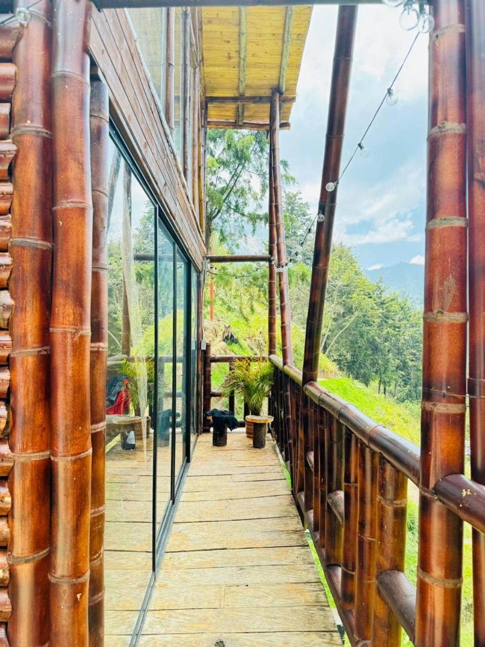 Bamboo Lodge, Vista Privilegiada A Las Montanas Campsite Medellin