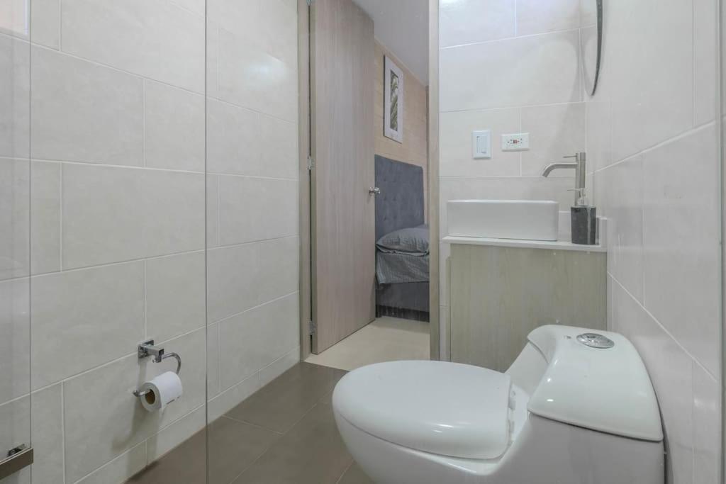 Apartment En Laureles 2br Con Rooftop Y Piscina 702 Medellin
