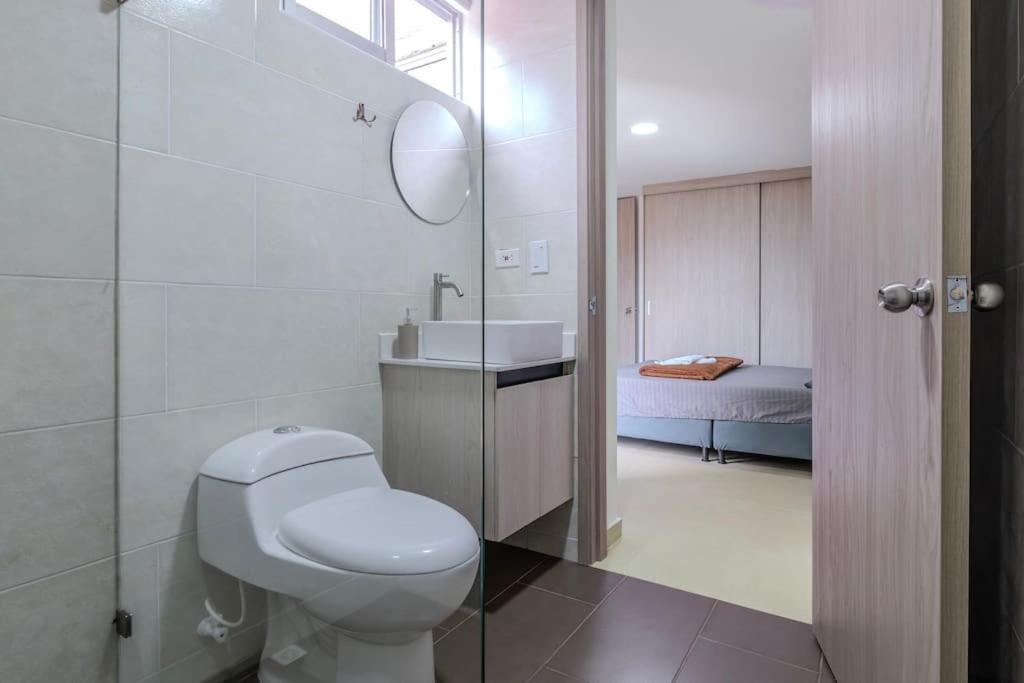 En Laureles 2br Con Rooftop Y Piscina 702 Medellin