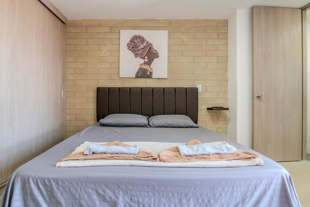 En Laureles 2br Con Rooftop Y Piscina 702 *